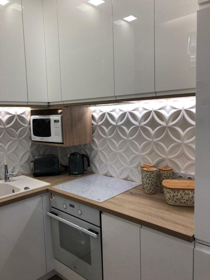 Family & Business Elegant Apartments Ul Warszawska - 2 Bedroom, Balcony, Parking Kielce Eksteriør billede