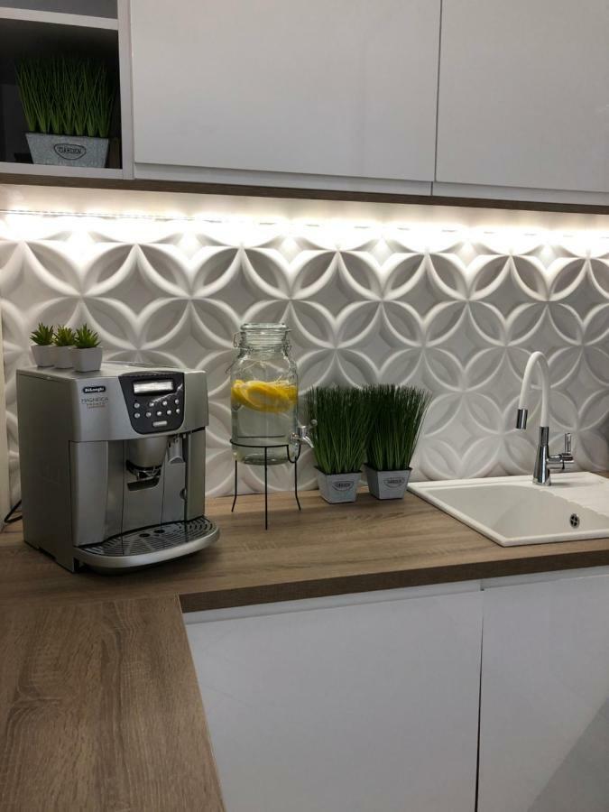 Family & Business Elegant Apartments Ul Warszawska - 2 Bedroom, Balcony, Parking Kielce Eksteriør billede