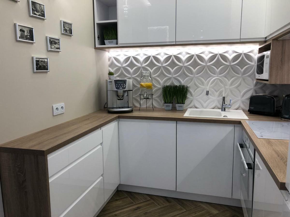 Family & Business Elegant Apartments Ul Warszawska - 2 Bedroom, Balcony, Parking Kielce Eksteriør billede