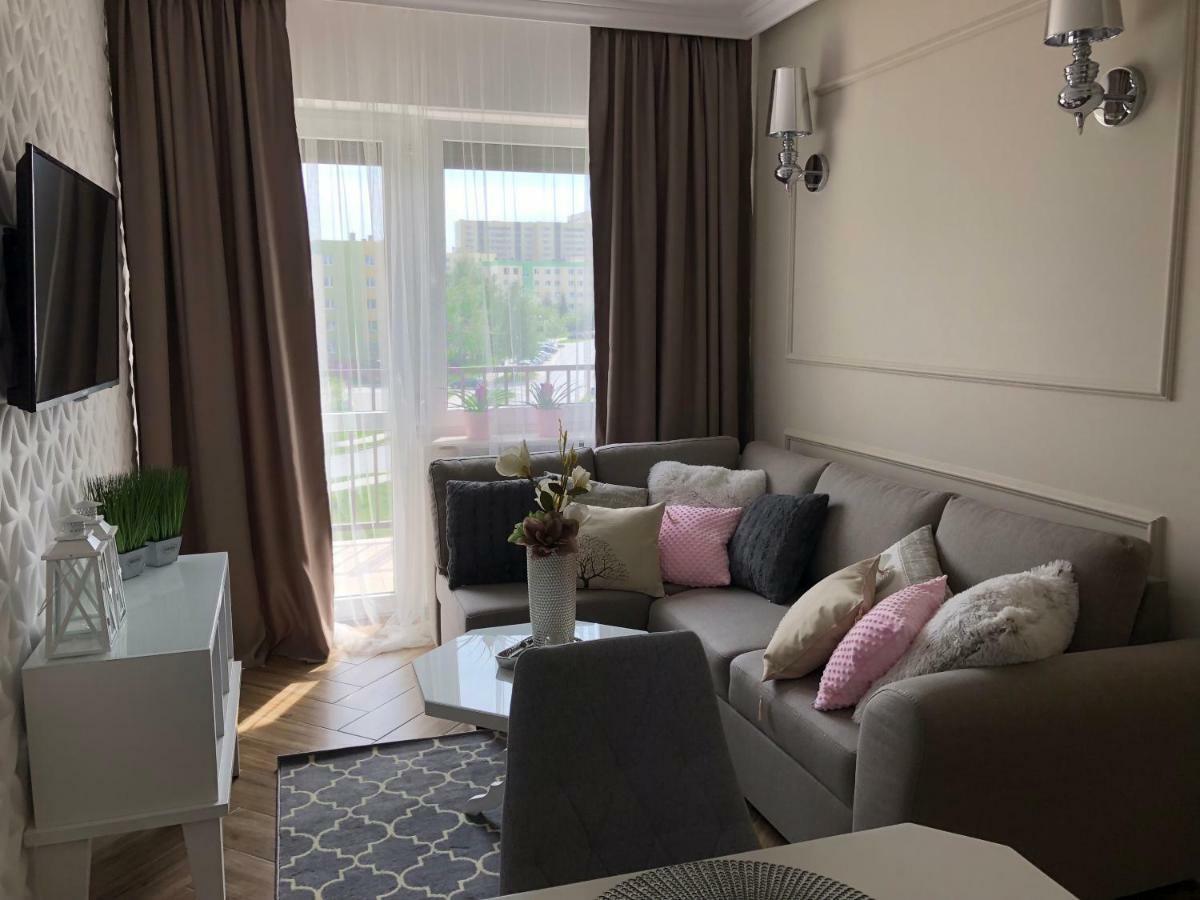 Family & Business Elegant Apartments Ul Warszawska - 2 Bedroom, Balcony, Parking Kielce Eksteriør billede