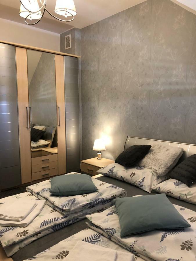 Family & Business Elegant Apartments Ul Warszawska - 2 Bedroom, Balcony, Parking Kielce Eksteriør billede