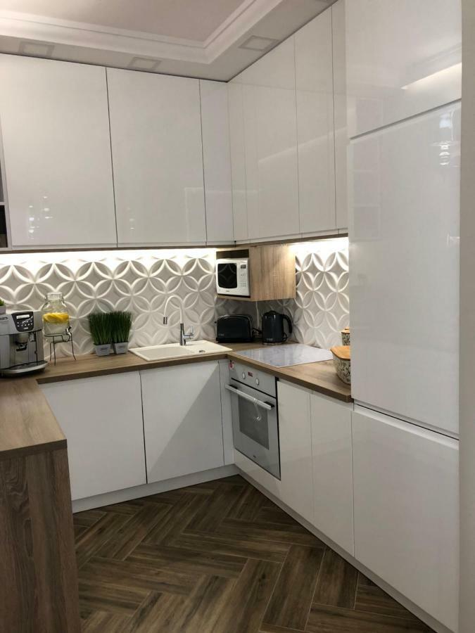 Family & Business Elegant Apartments Ul Warszawska - 2 Bedroom, Balcony, Parking Kielce Eksteriør billede