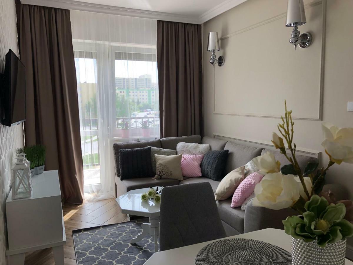 Family & Business Elegant Apartments Ul Warszawska - 2 Bedroom, Balcony, Parking Kielce Eksteriør billede