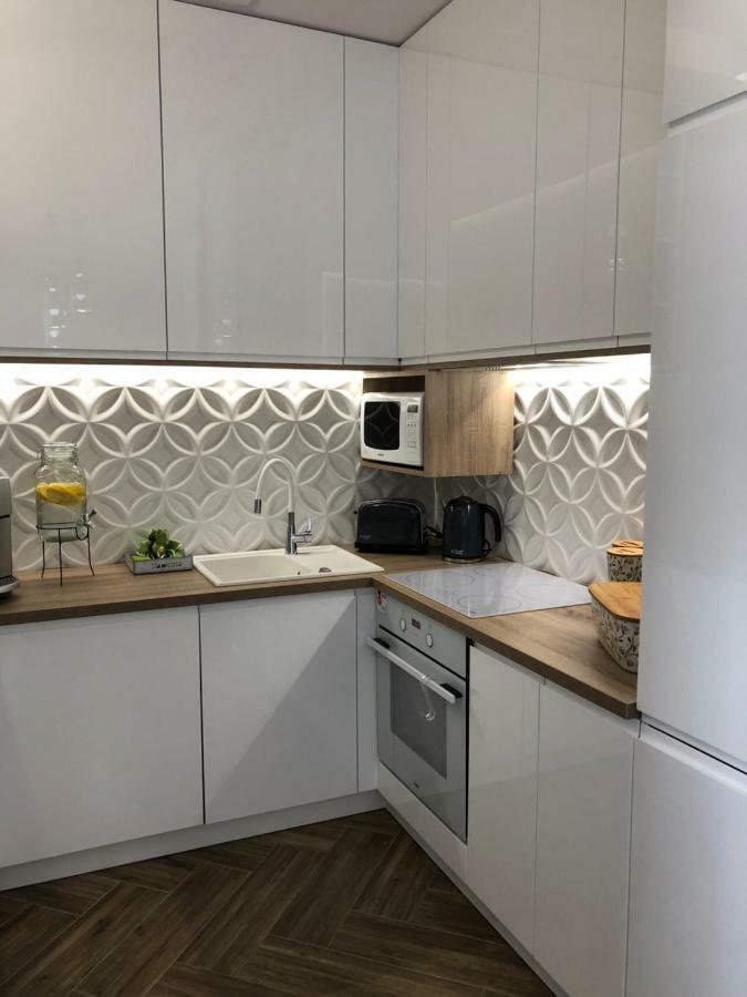 Family & Business Elegant Apartments Ul Warszawska - 2 Bedroom, Balcony, Parking Kielce Eksteriør billede